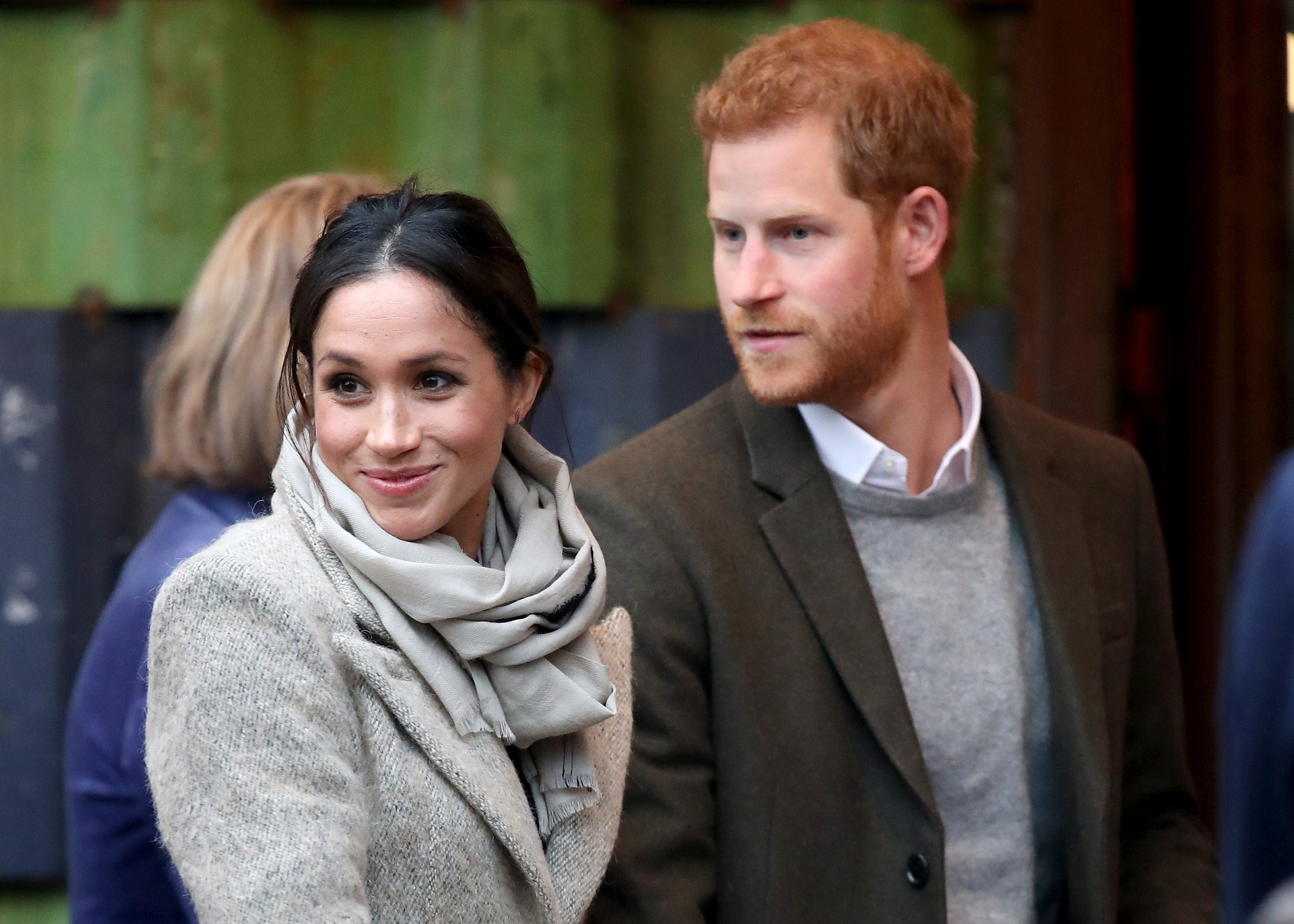 Hoc Cong nuong Meghan Markle cach tan huong tron ven chuyen du lich hinh anh