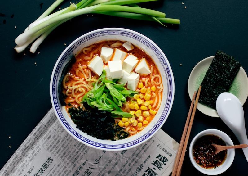 Hoc nau mi ramen miso thuan chay thanh loc co the hinh anh