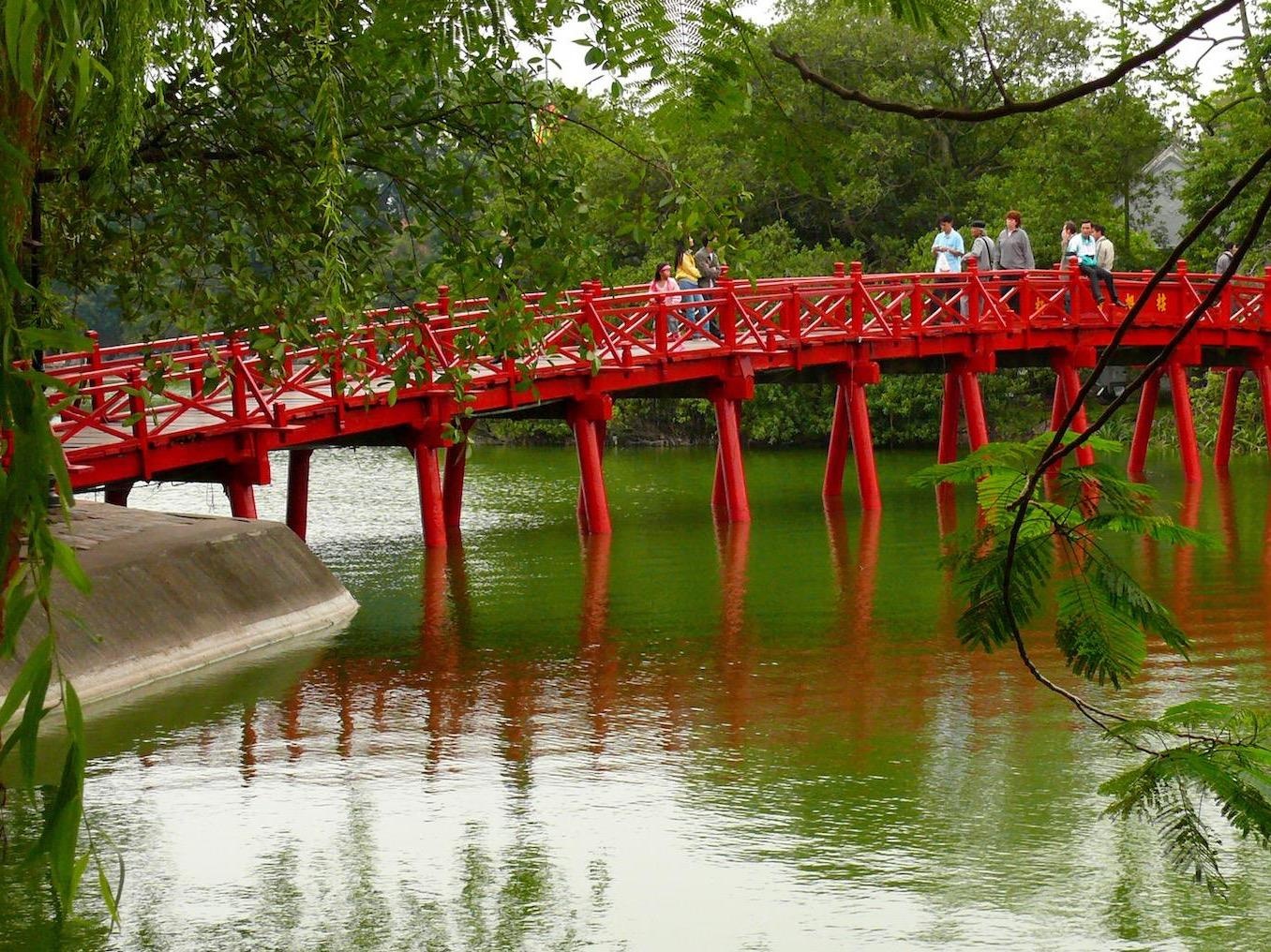 Ha Noi vao top 15 diem den an tuong nhat nam 2019 hinh anh