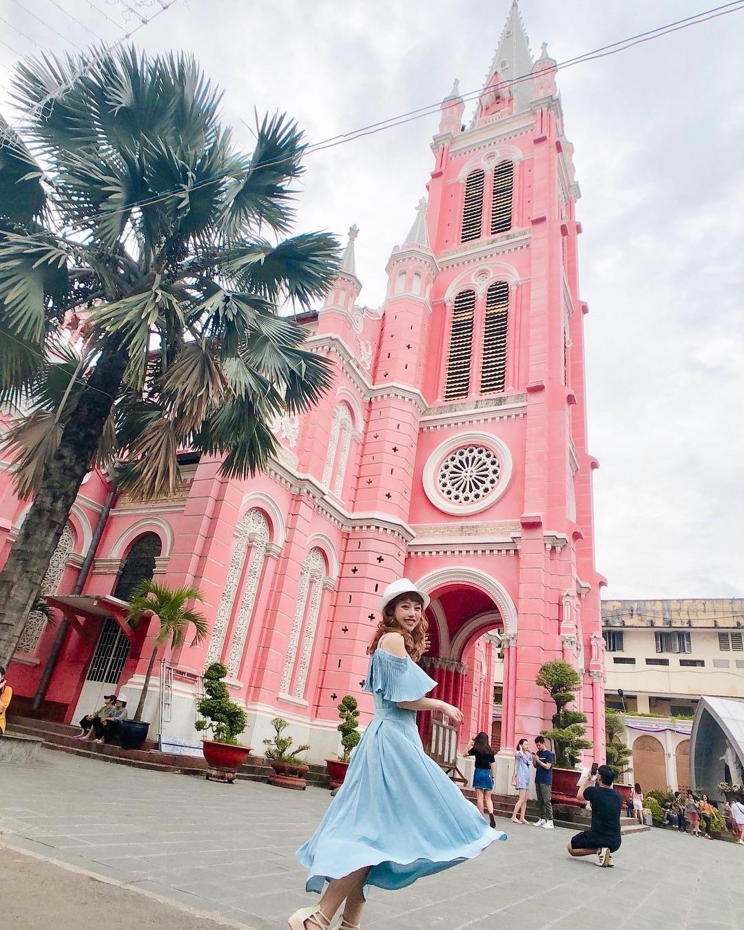 nha tho hong Sai Gon anh 9