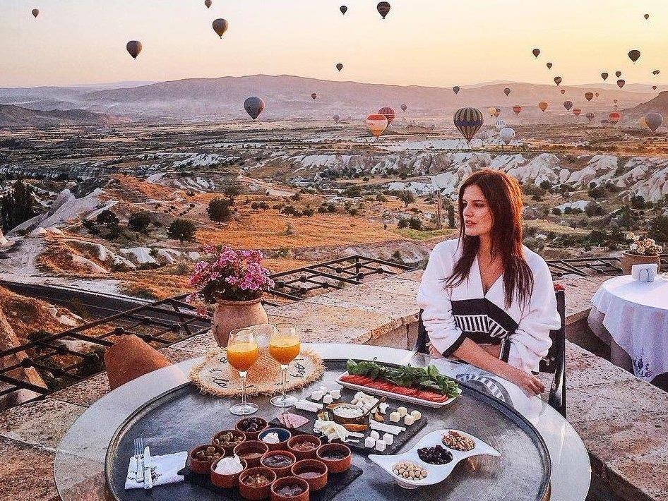 Bua sang thinh soan cho du khach thich huong thu o Tho Nhi Ky hinh anh