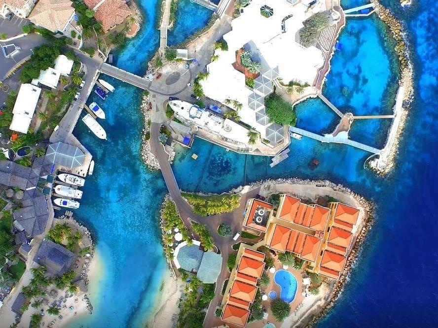 Curacao dep nao long voi khuon hinh tu flycam hinh anh