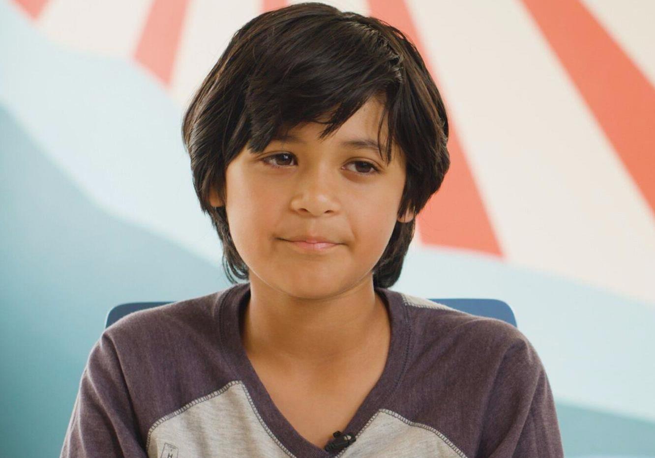 Than dong 10 tuoi ke chuyen hoc cao dang o My hinh anh