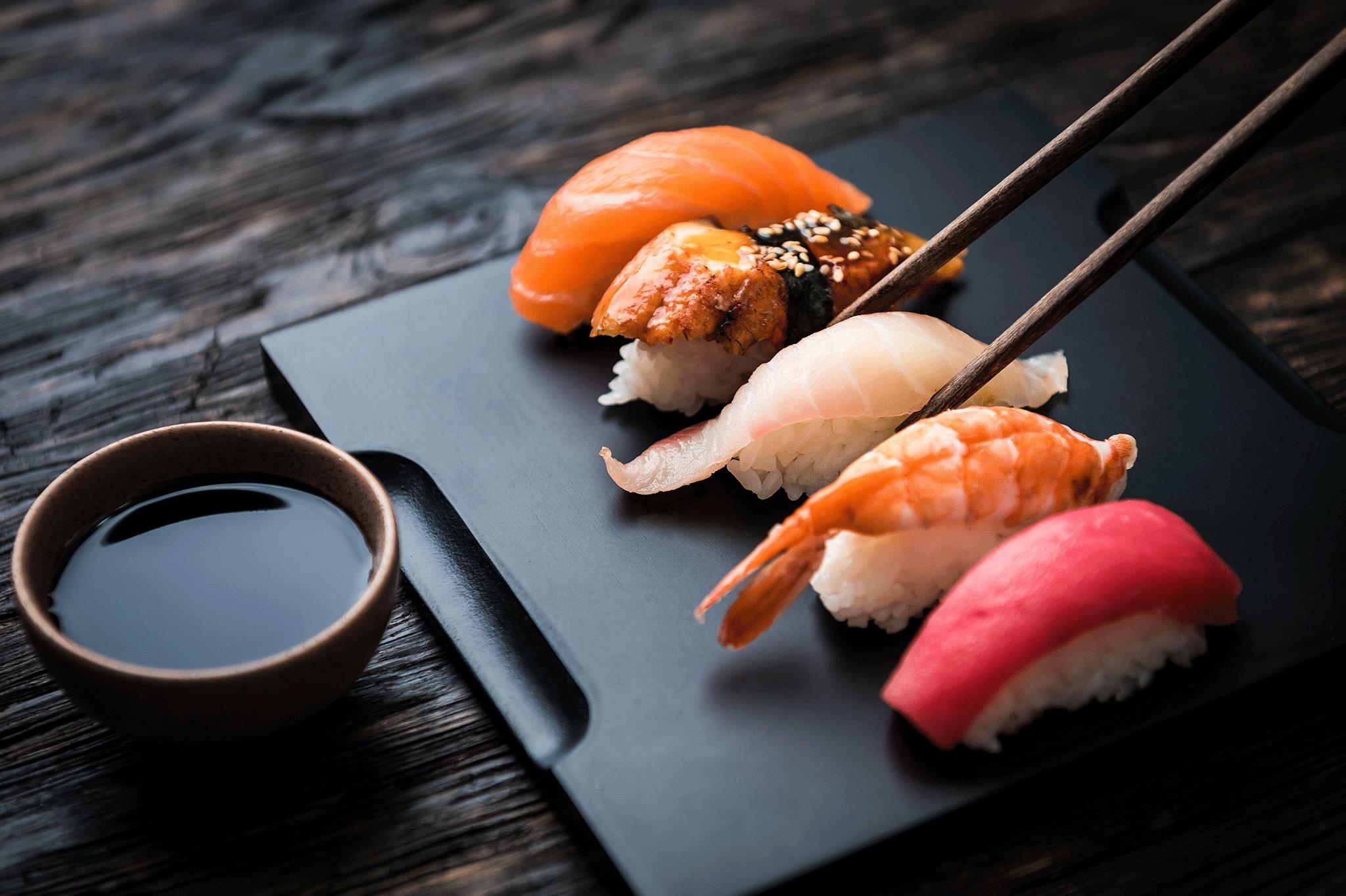 An sushi the nao dung phong cach cua nguoi Nhat? hinh anh