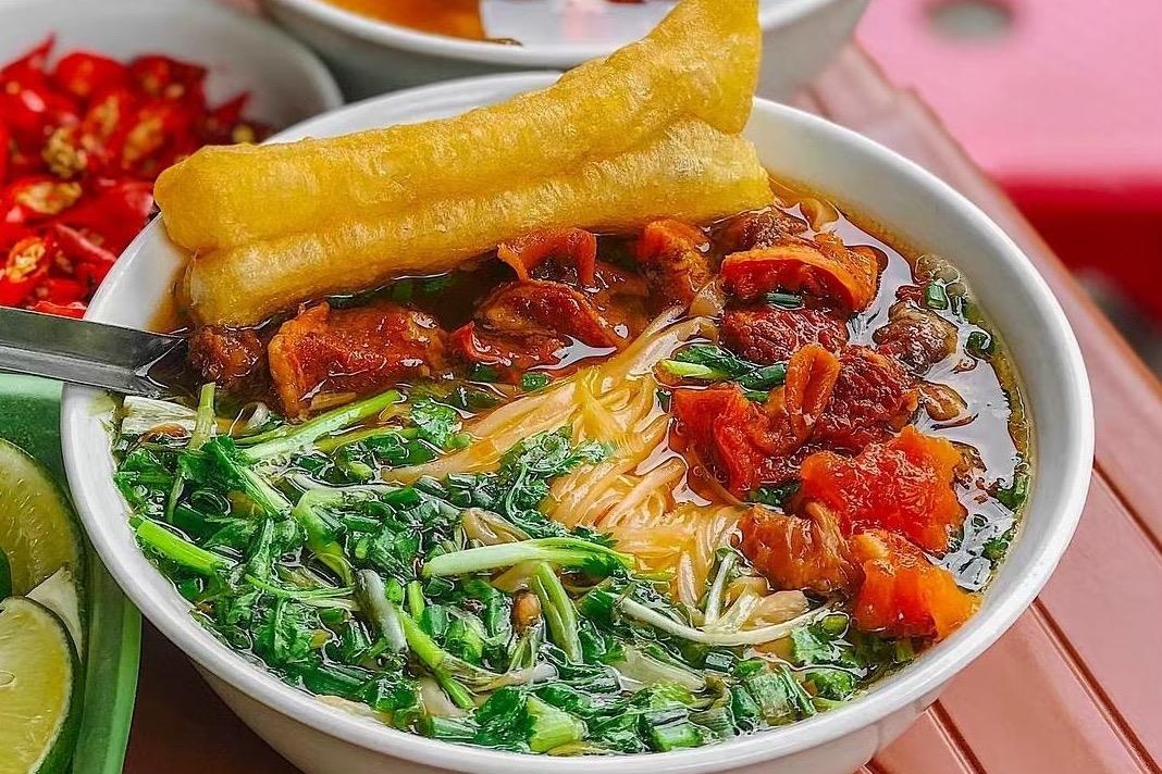 An gi o pho am thuc Tong Duy Tan? hinh anh