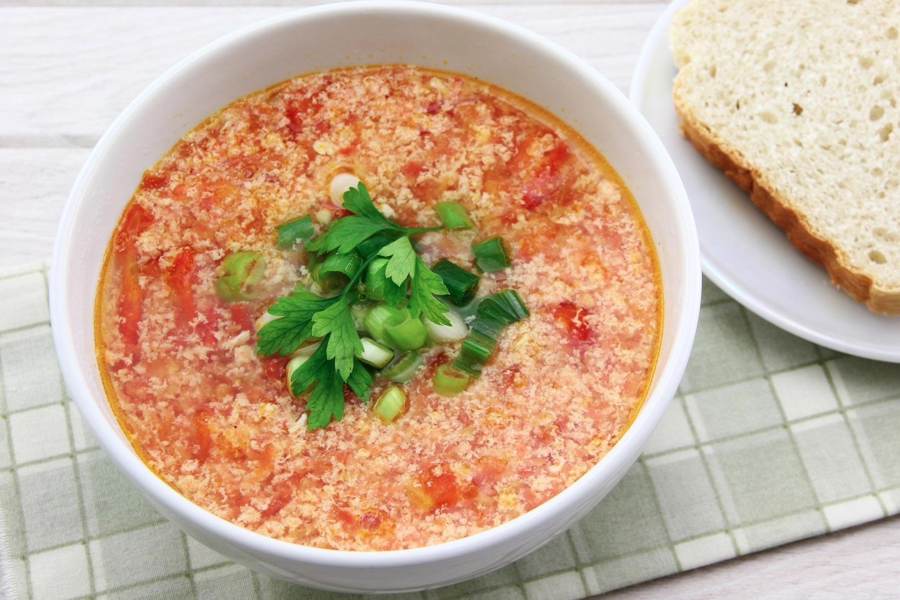 Canh trung ca chua thom ngon ngay mat hinh anh