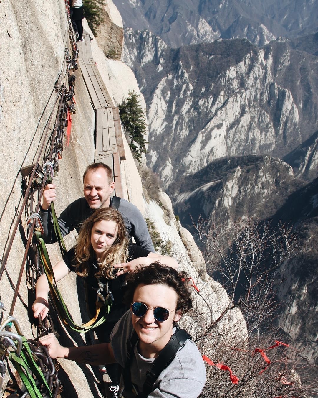 cung duong trekking nguy hiem nhat anh 6