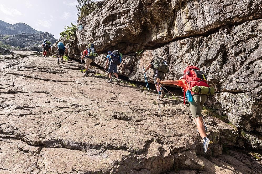 cung duong trekking nguy hiem nhat anh 9