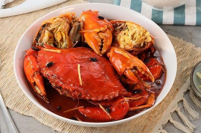 Cua xao banh gao ngap sot hap dan kieu Han Quoc hinh anh