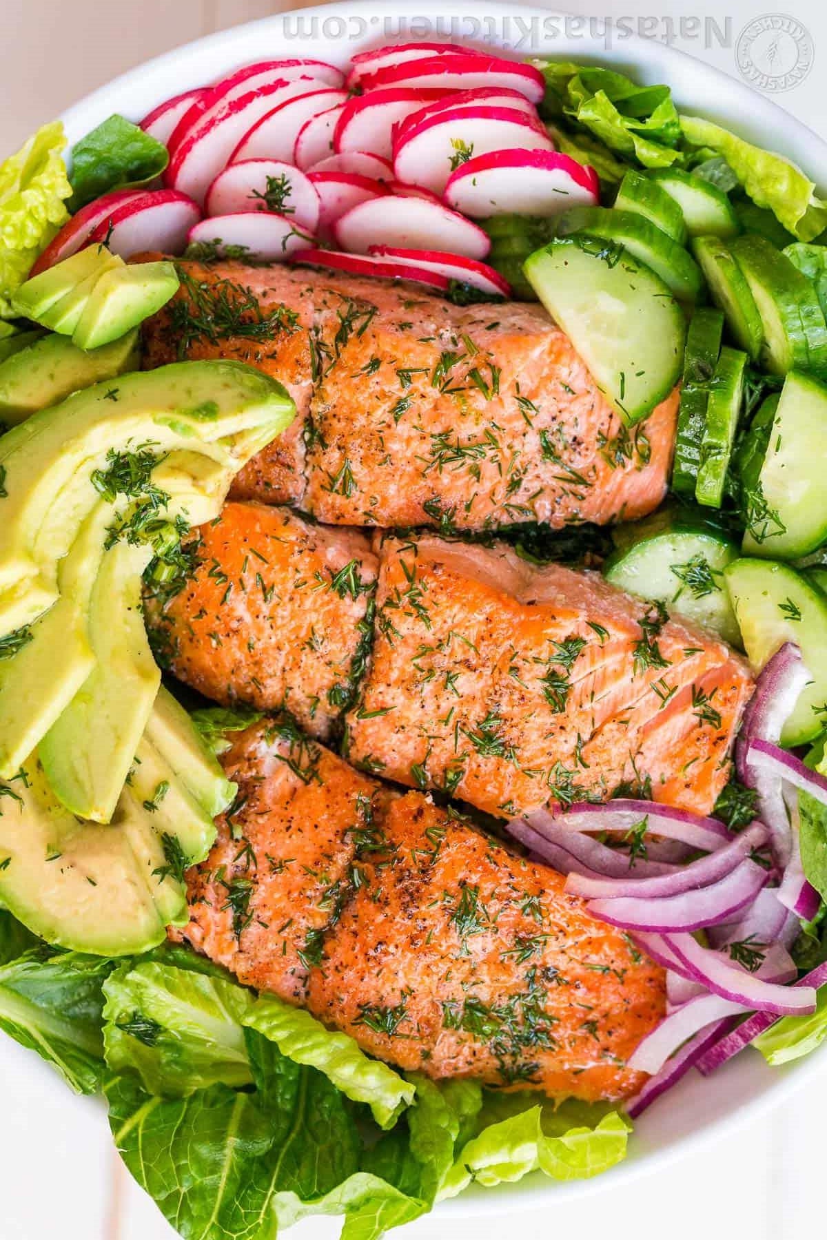 Salad ca hoi 'chuan healthy' cho bua an nhanh gon hinh anh