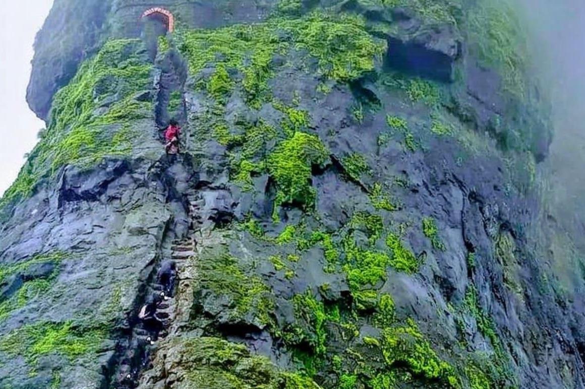 Phao dai an nghieng 80 do hut khach tai An Do hinh anh