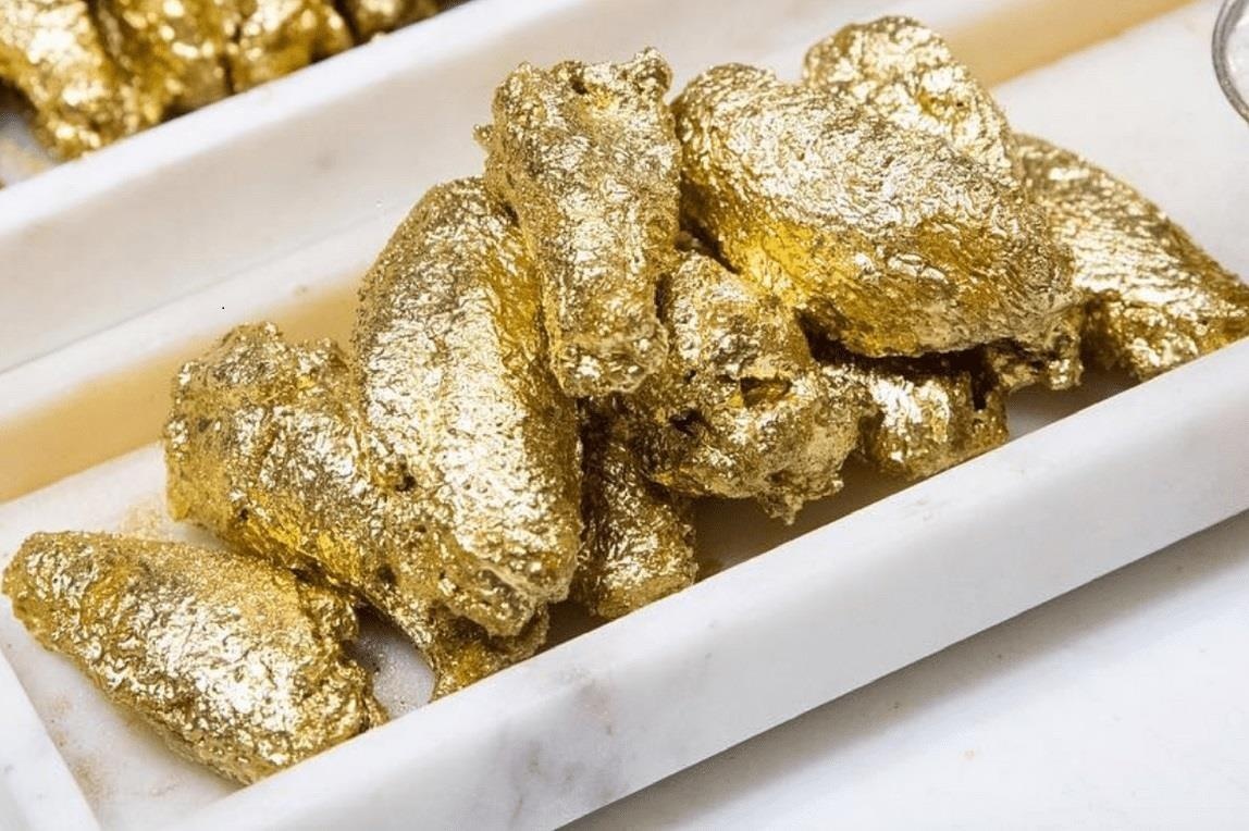 Canh ga dat vang 24k, mon an chi danh cho gioi sieu giau hinh anh