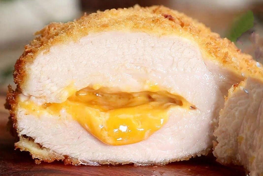 Thu tai nau an voi uc ga nhoi pho mai khong lo beo hinh anh