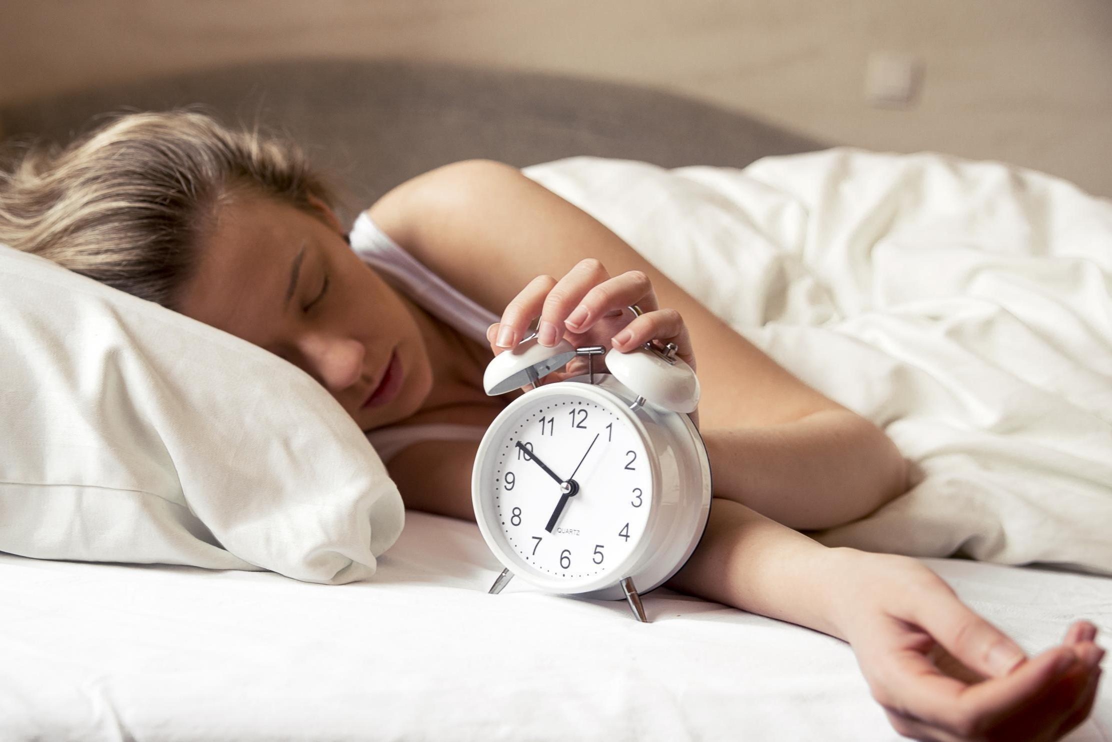 Tac hai khi thieu ngu co the ban chua biet hinh anh