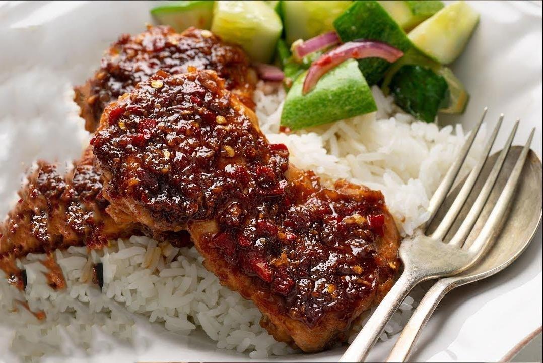 Muon an thit ga ngon phai biet cach uop sau hinh anh