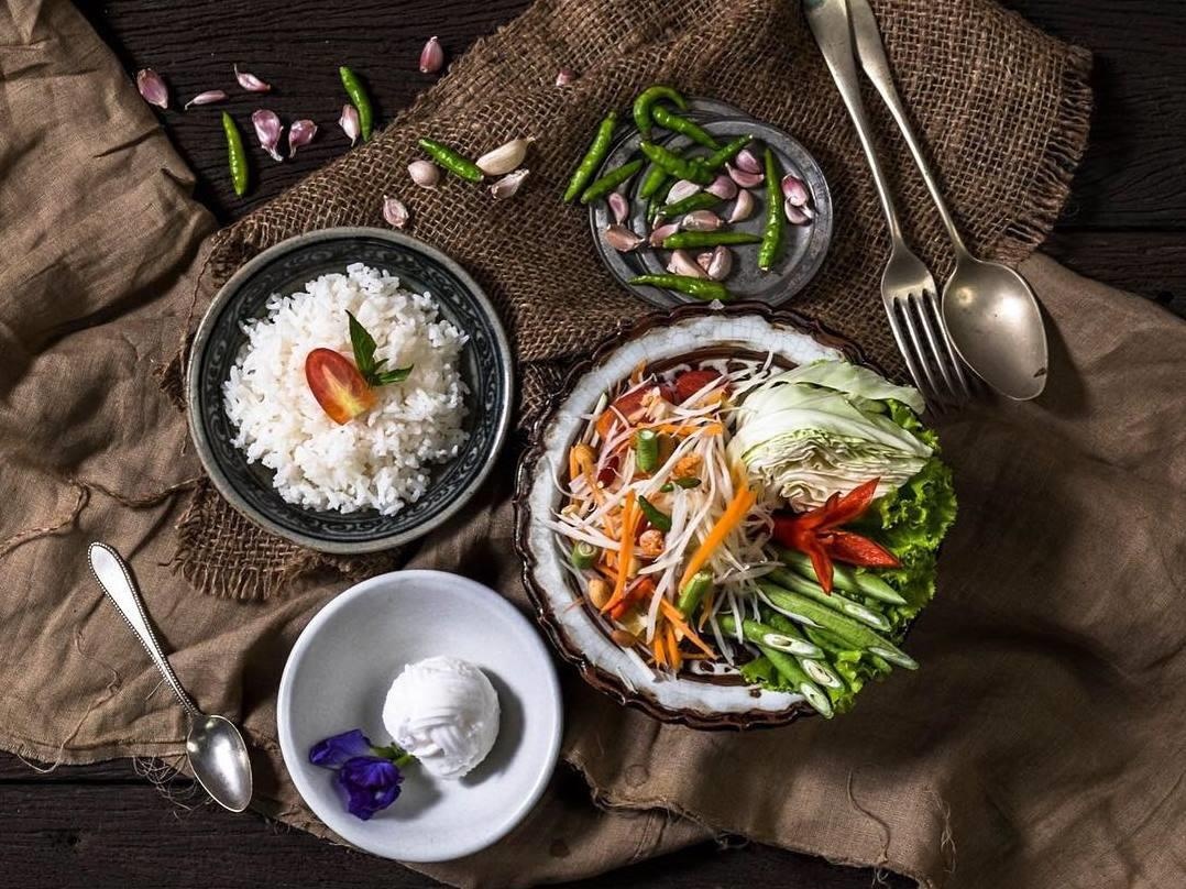 4 nha hang Michelin binh dan hut khach nhat tai Bangkok hinh anh