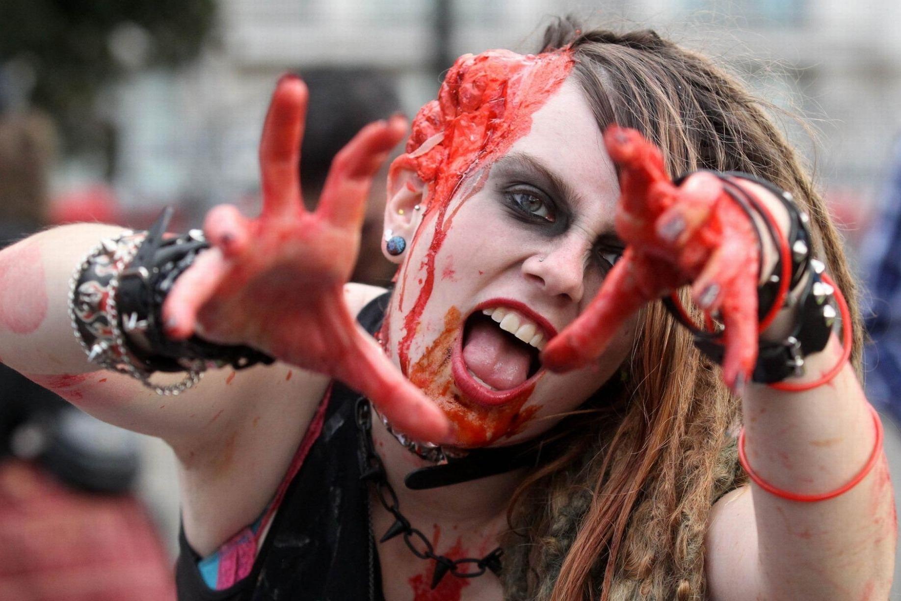 'Dai dich' xac song do bo thanh pho London hinh anh