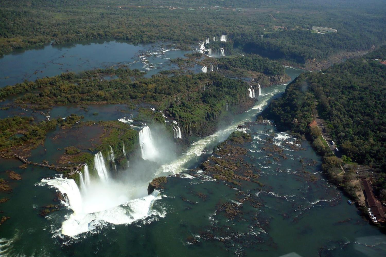 thac nuoc cao nhat the gioi anh 4