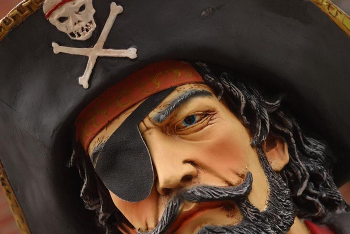 Tai sao cuop bien thuong che mot ben mat? hinh anh