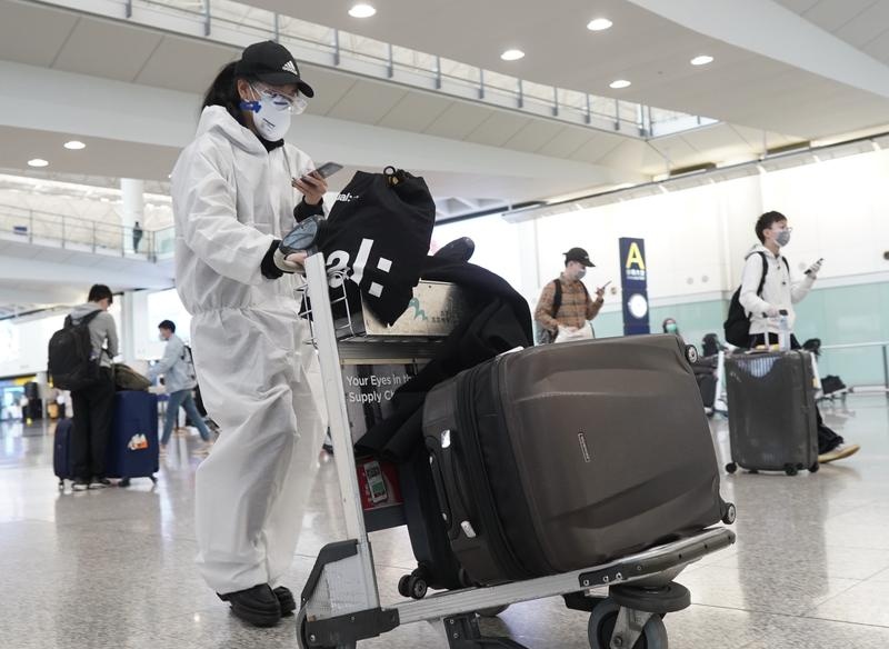 Hanh trinh du hoc sinh roi My ve nuoc tranh dich hinh anh