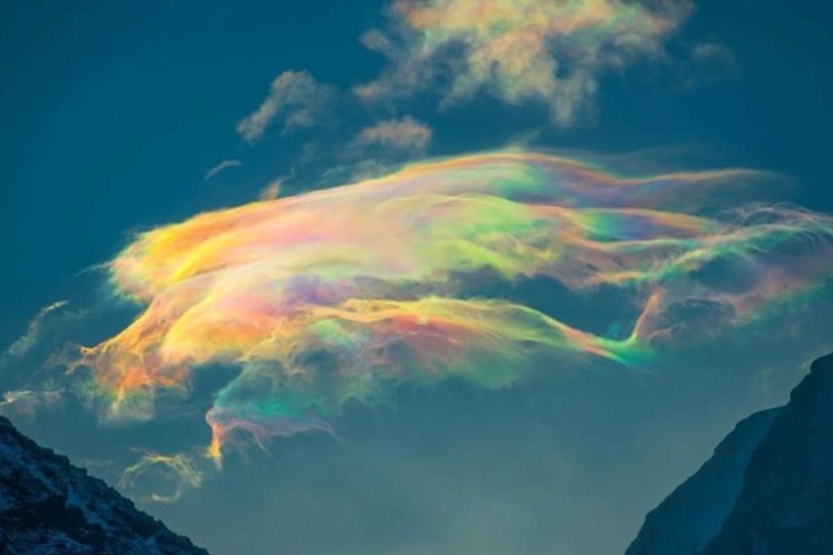 May ngu sac duoc hinh thanh nhu the nao? hinh anh