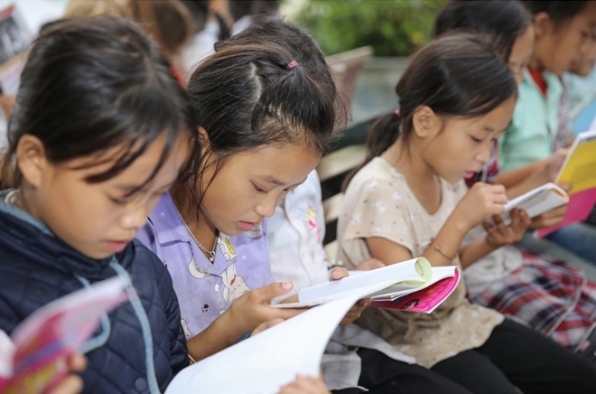 Hon 1/3 so truong tren ca nuoc thieu phong hoc hinh anh