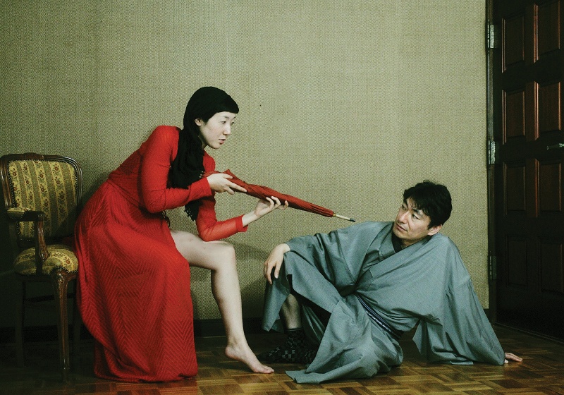 Ai tinh, duc vong trong cau chuyen ve nang Lolita cua van chuong Nhat hinh anh