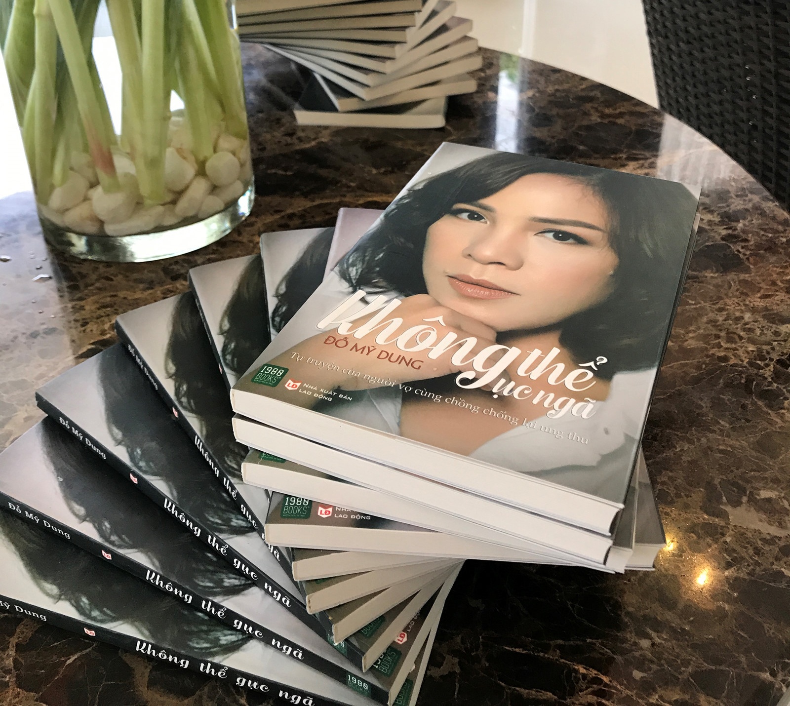 Sach truyen cam hung song cua nguoi da doi mat voi tu than anh 4