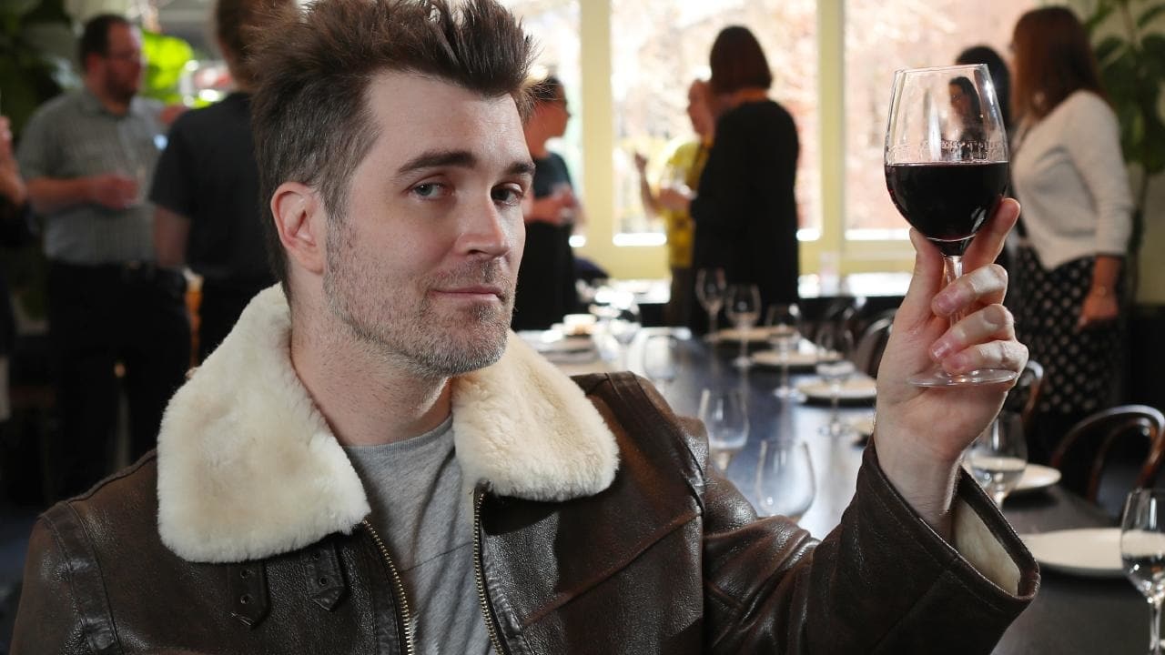 Tac gia an khach bi goi la 'ke doi tra' hinh anh