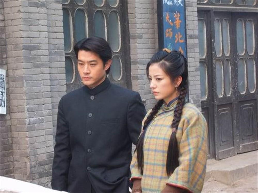 Trung Quoc giua con binh bien va su suy vong cua cac danh gia vong toc hinh anh