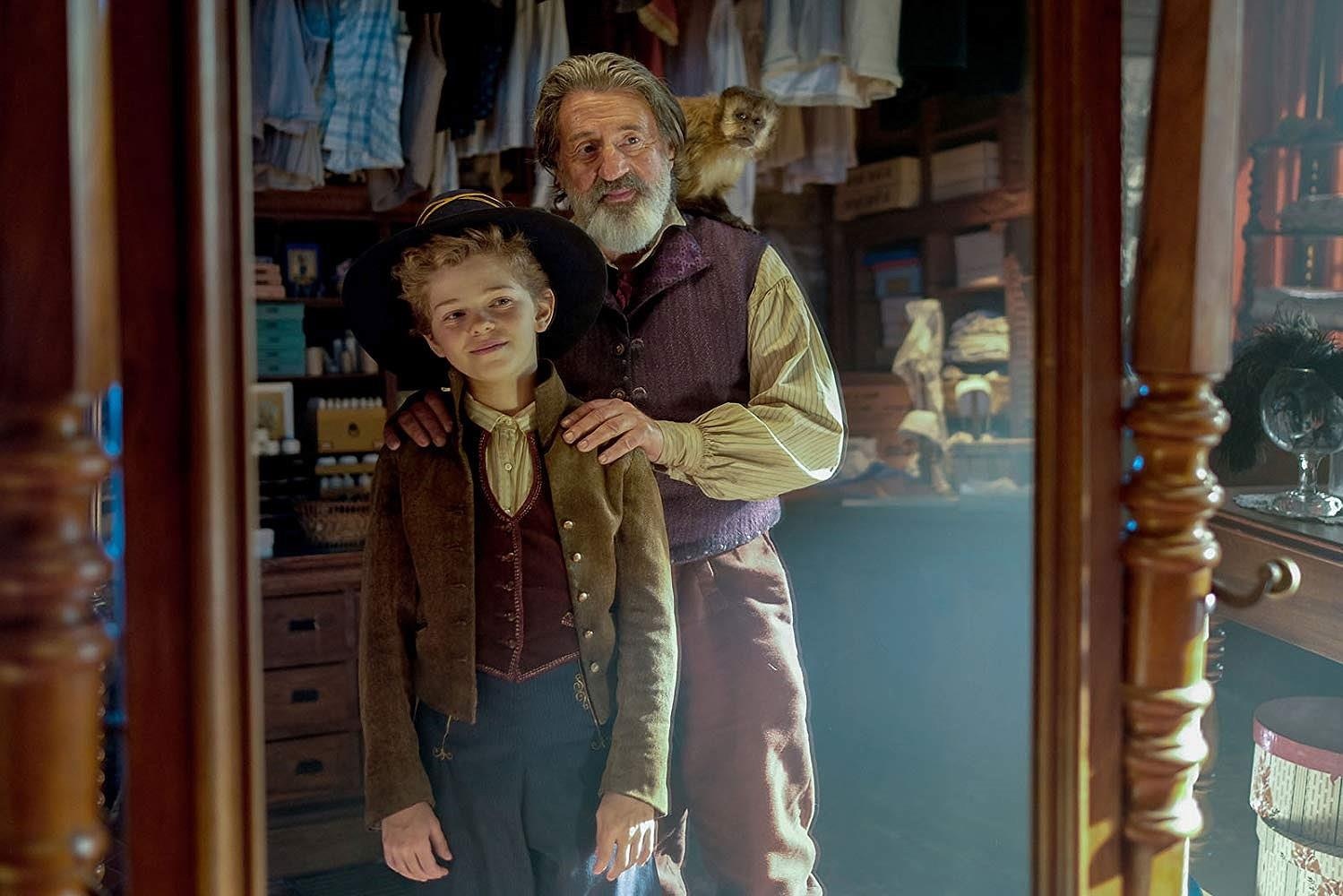 Cau chuyen cam dong ve gia dinh cua nhung nguoi khong cung huyet thong hinh anh