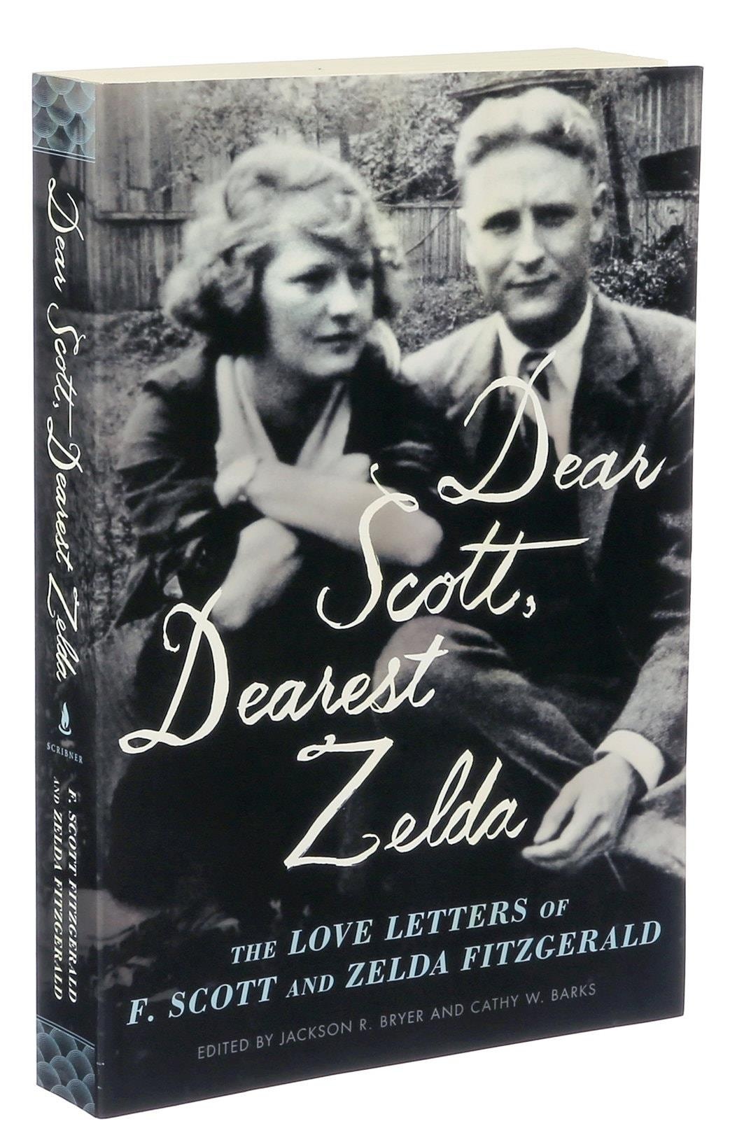 Bất ngờ về tình yêu kiên cường và bền chặt của vợ chồng tác giả ‘Đại gia Gatsby’ ảnh 2 Bat ngo ve tinh yeu kien cuong va ben chat cua vo chong tac gia ‘Dai gia Gatsby’ anh 2