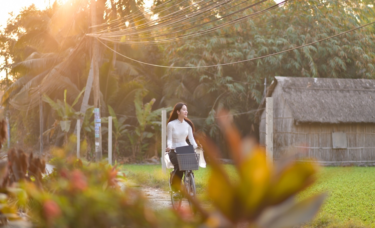 Con duong ngay xua chung toi cung toi lop hinh anh