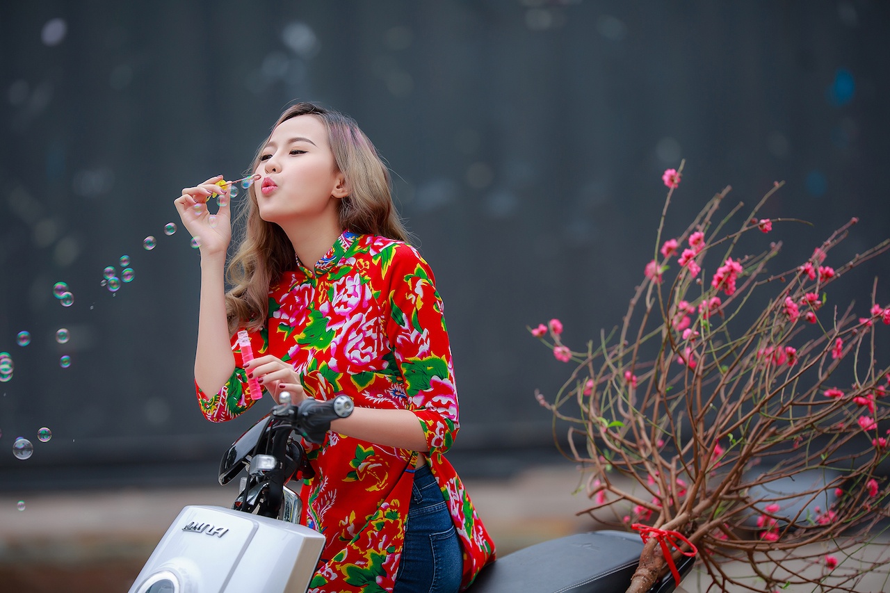 Chan con cong cu va thuong nho xa xoi anh 2