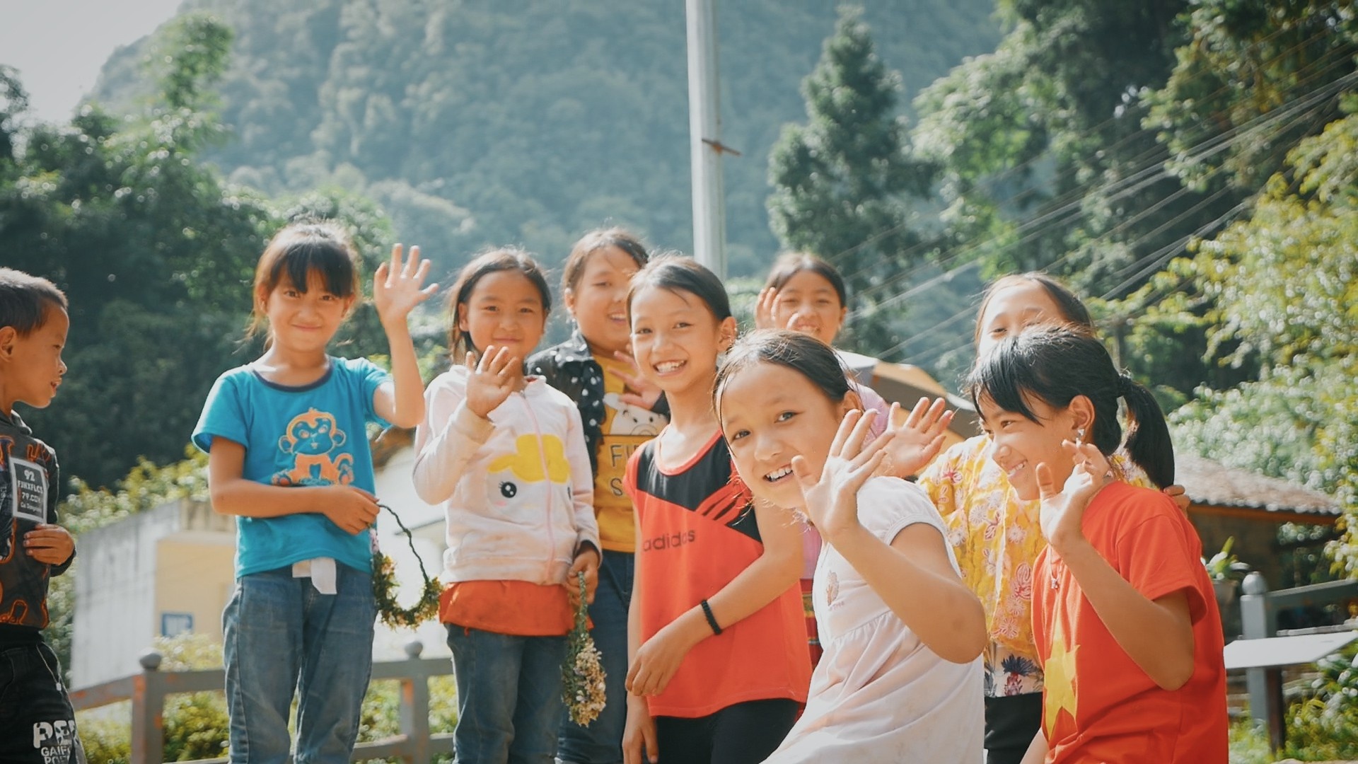 vai dong bac le anh 3