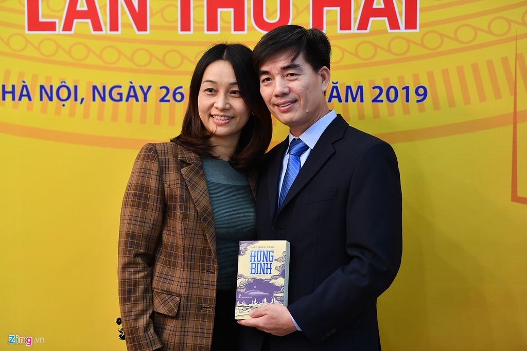 Tieu thuyet Hung binh anh 2