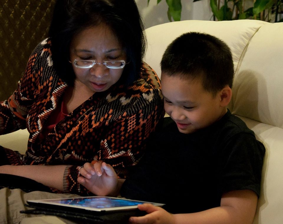 Me Viet o Duc: ‘Thanh cong khi day con tro thanh nguoi binh thuong’ hinh anh