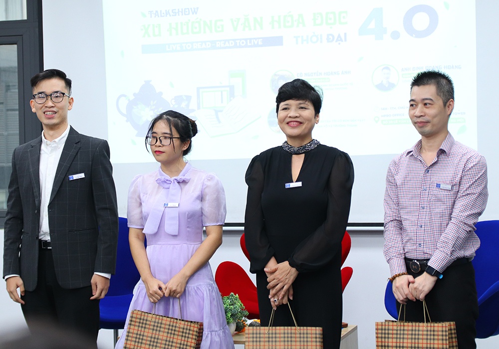 Van hoa doc trong thoi dai 4.0 anh 1