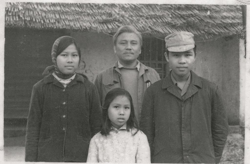 Xuat ban tap tho cua Quang Dung hinh anh