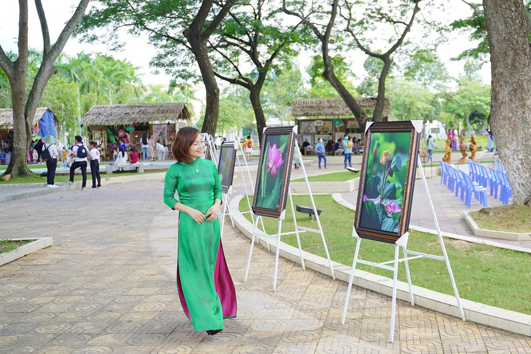 Dong Thap ban huong mo duong sach hinh anh