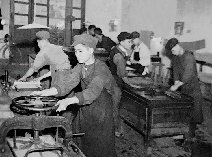 tam nhin xuat ban anh 1