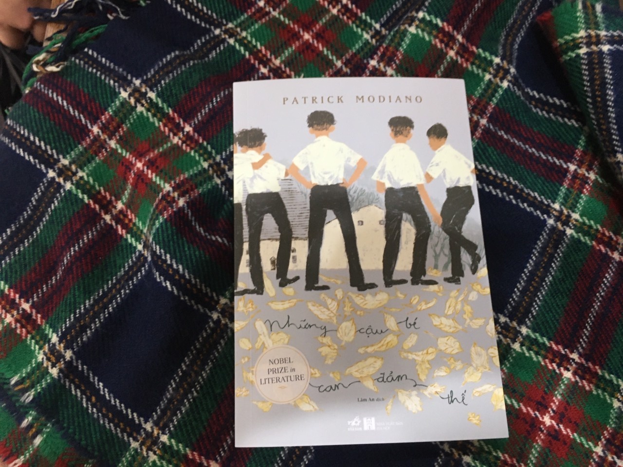 Nuoi tiec mot thieu thoi hoa mong hinh anh