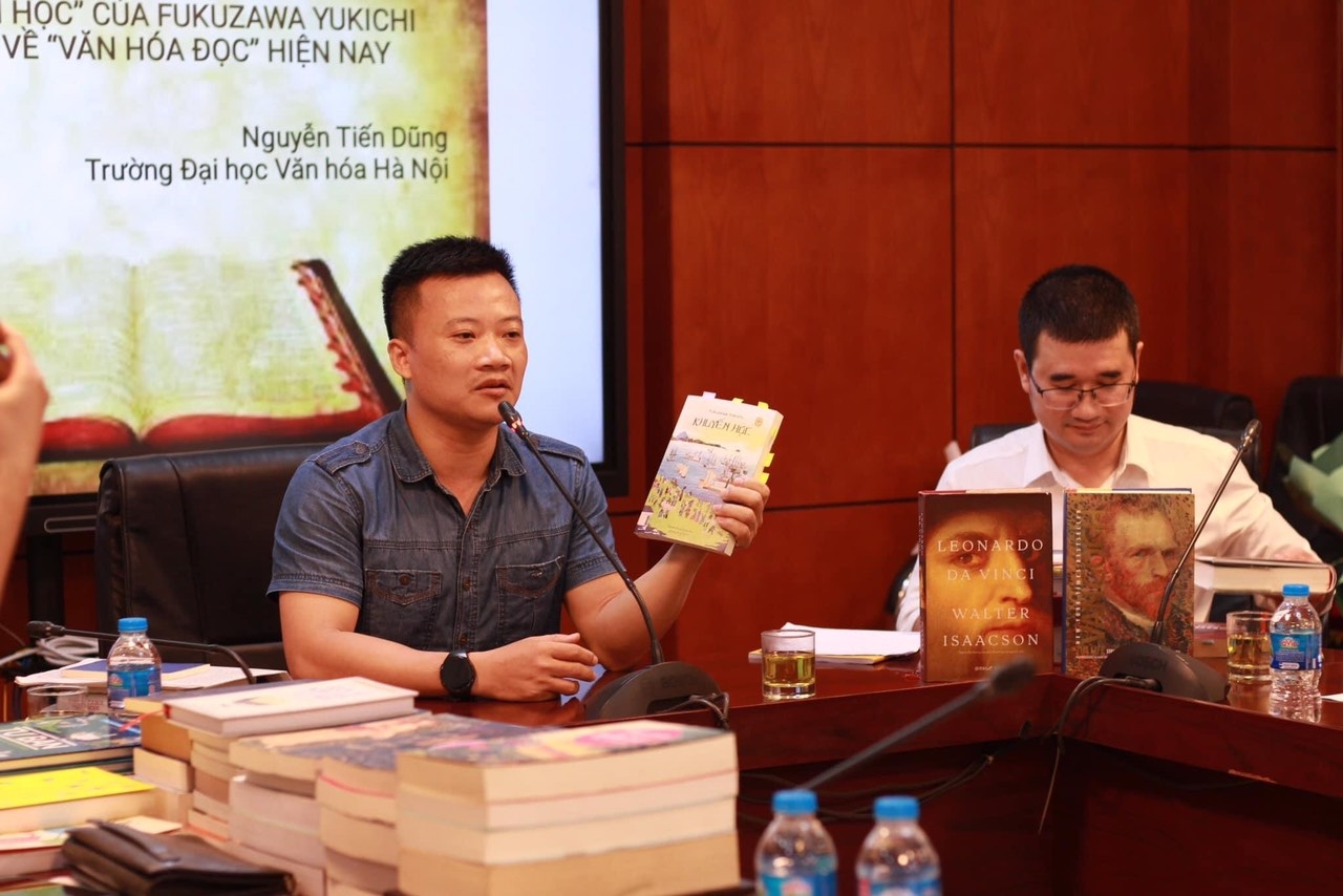 Doc sach va tu hoc tao nen loi the cho moi ca nhan hinh anh