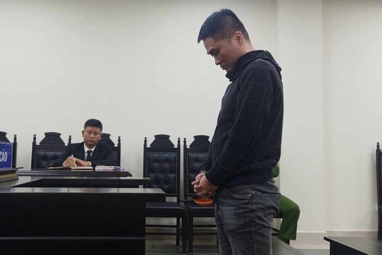 Choc thung lop oto anh 1