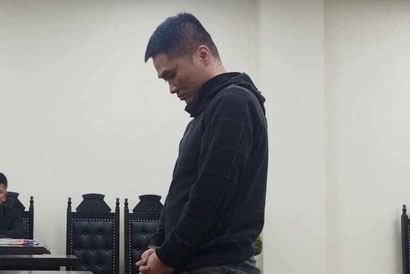 Tra gia bang an tu vi choc thung hang loat lop oto o Linh Dam hinh anh