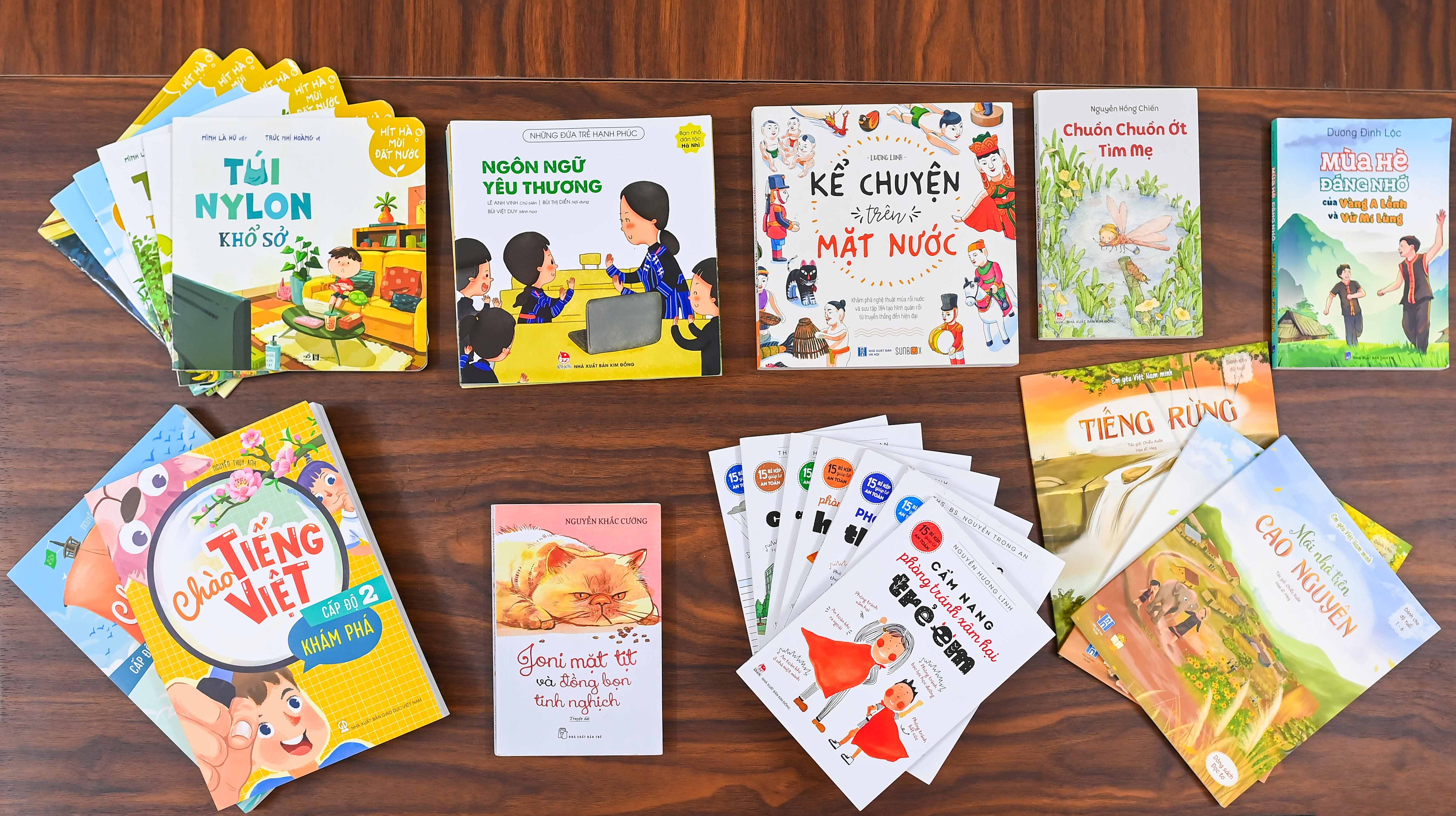 Sach thieu nhi no ro o Giai thuong Sach Quoc gia lan thu 6 hinh anh