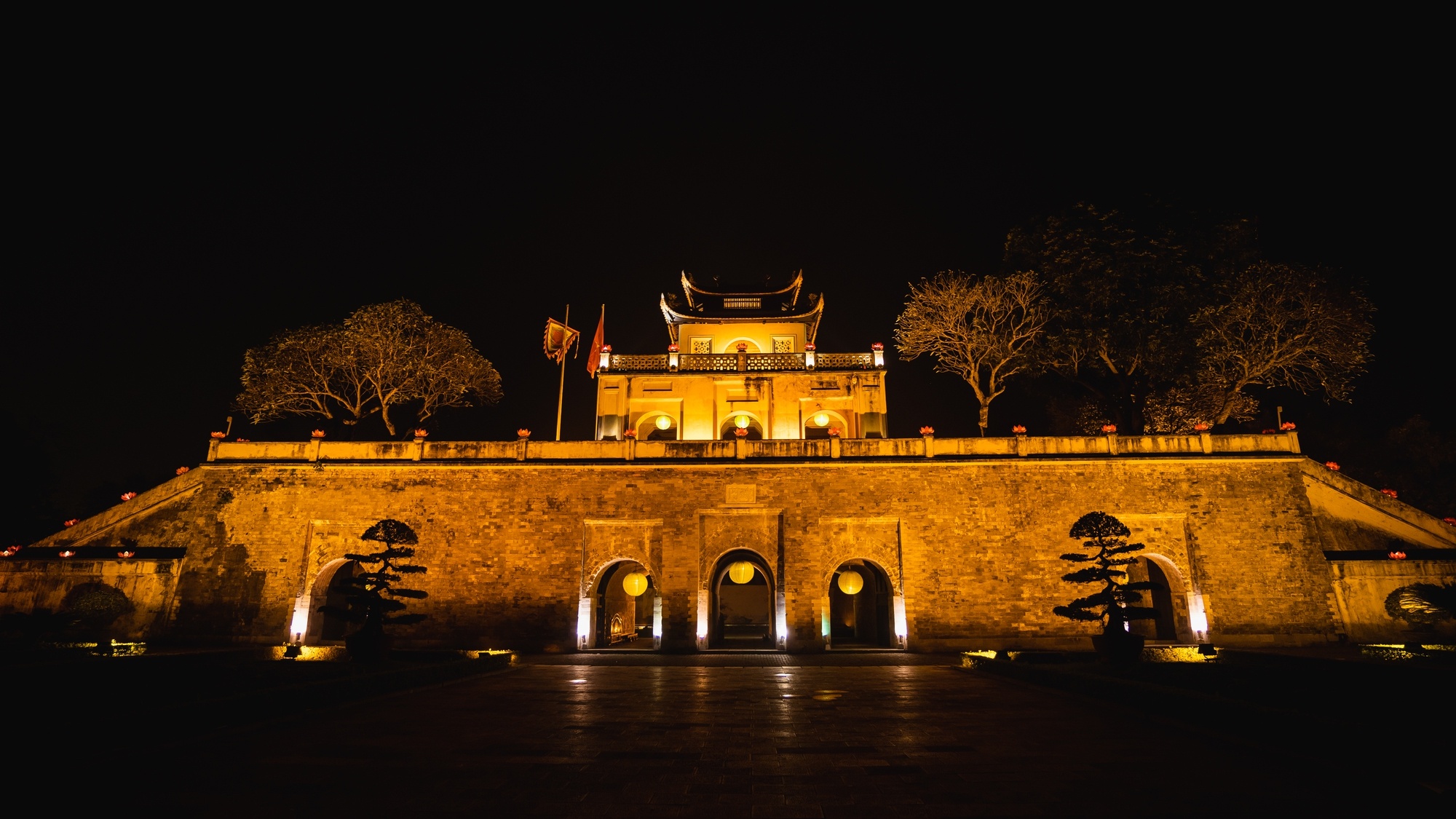 Ly do vua Minh Mang doi ten thanh Thang Long thanh Ha Noi hinh anh