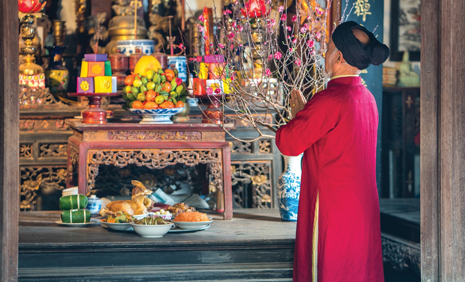 Viec lam quan trong trong ngay Tet cua nguoi Viet hinh anh