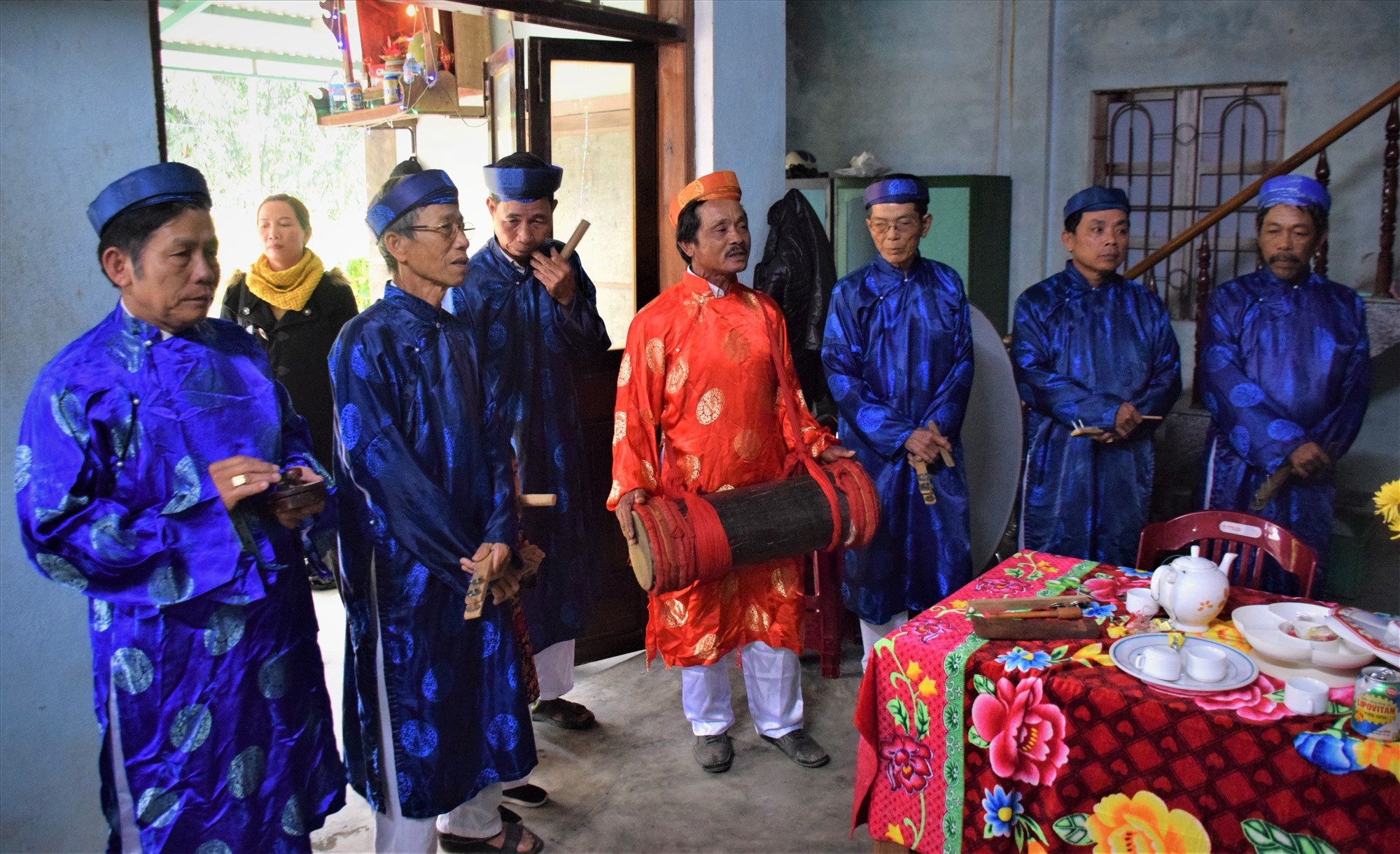 Hat sac bua ngay Tet hinh anh