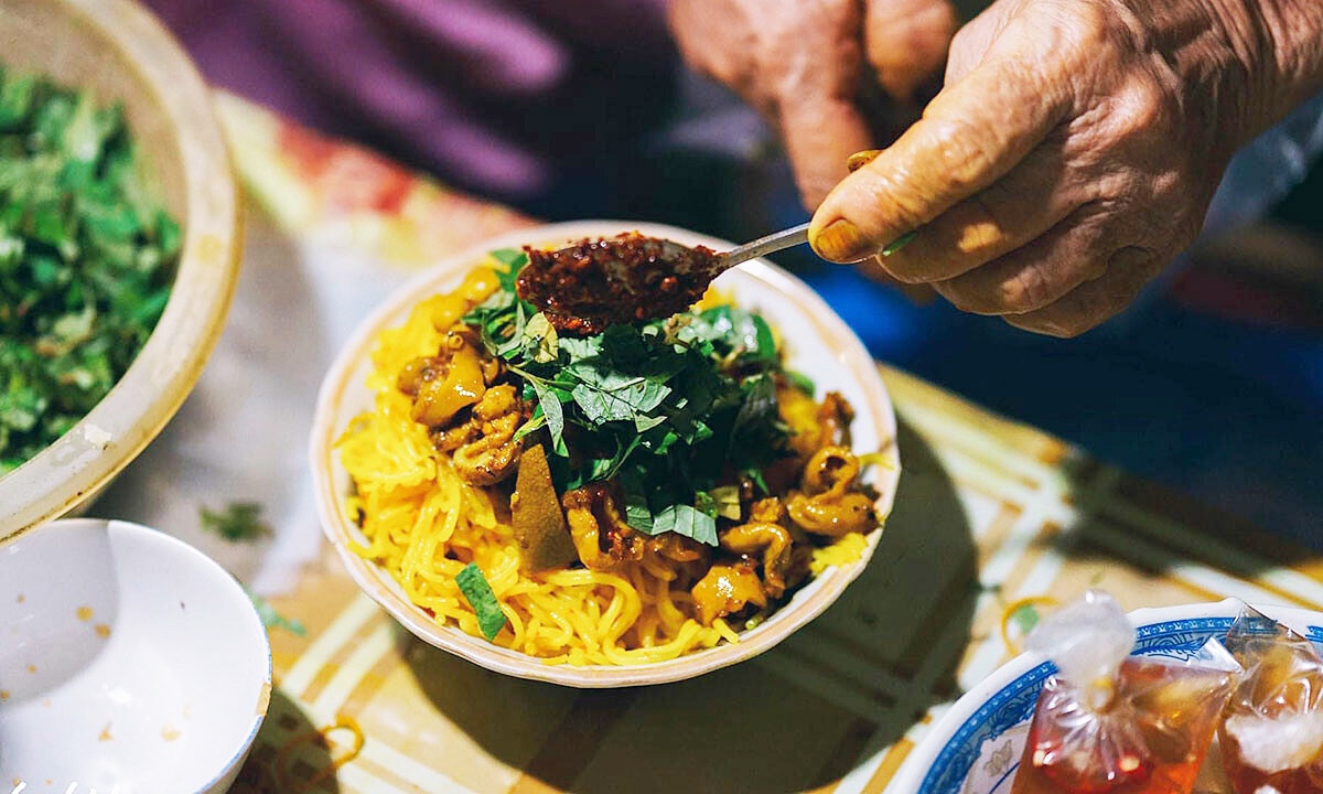 Mon ngon xu Hue la lung ma thay thuong hinh anh